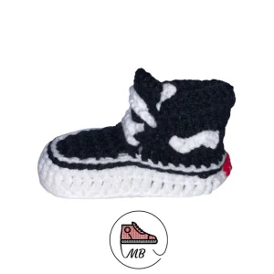 Baby Crochet Mumybuddy- V SKI Black And White (0-12 Month's)